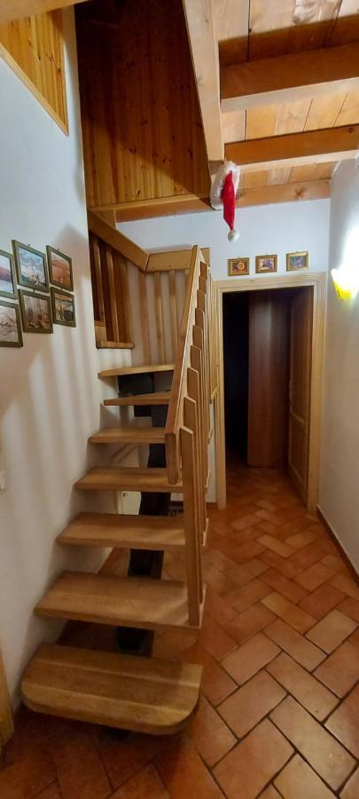 Piazza Fiumalbo Citta D'Arte Apartment Bagian luar foto