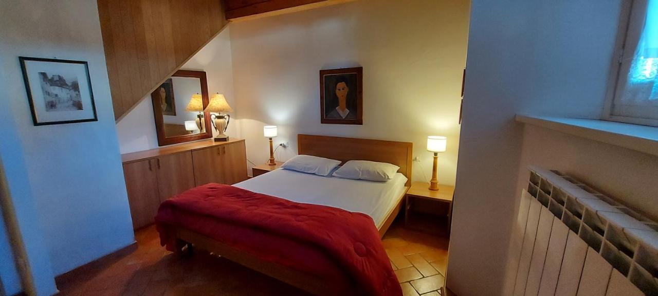 Piazza Fiumalbo Citta D'Arte Apartment Bagian luar foto
